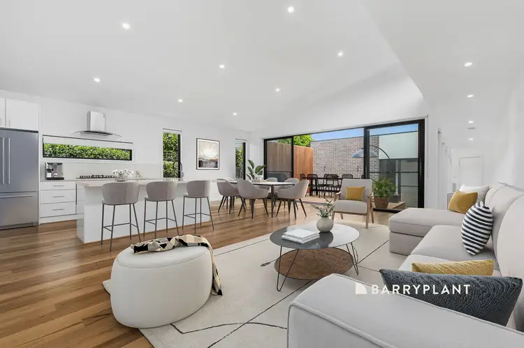 32A Carnoustie Grove, Mornington VIC 3931