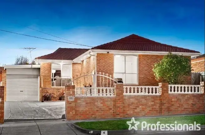 4 Bunney Road, Oakleigh South VIC 3167