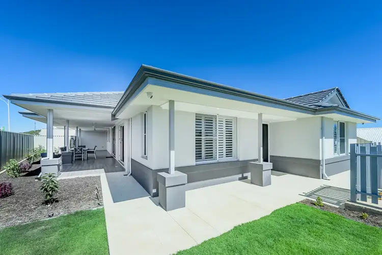 1 Waylen Road, Golden Bay WA 6174