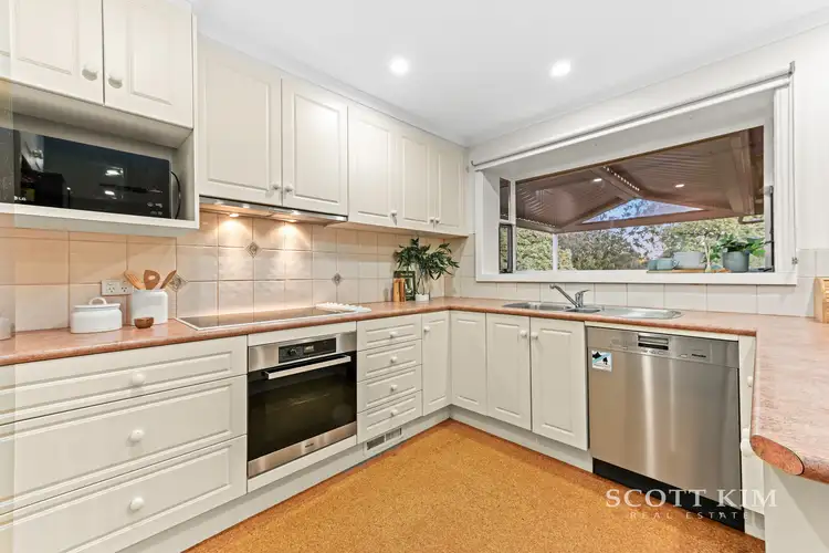 Fifth view of Homely house listing, 2 Wynyard Street, Glen Waverley VIC 3150