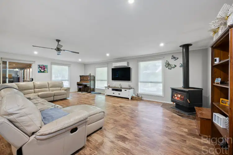 Sixth view of Homely house listing, 528 Ti Tree Road, Warrenheip VIC 3352
