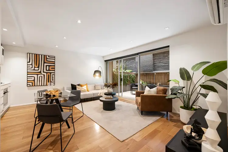 Third view of Homely apartment listing, 2/77 Abinger Street, Richmond VIC 3121