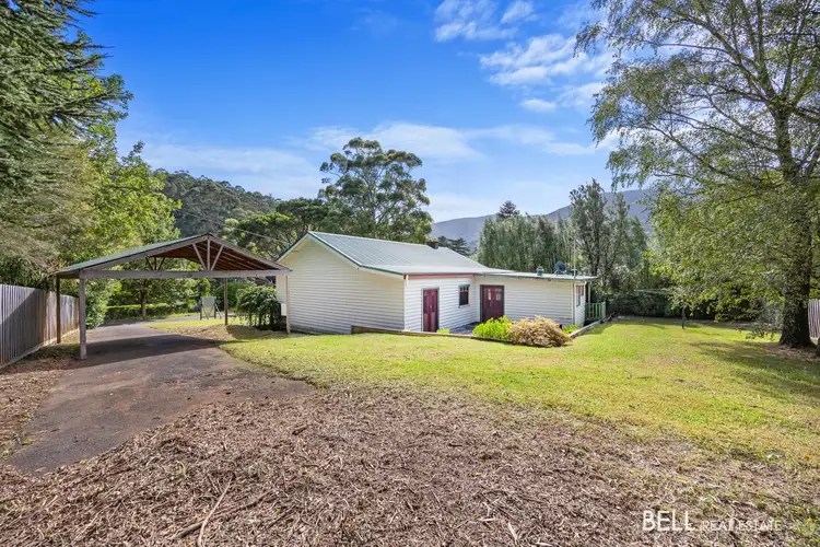 25 Clarke Avenue, Warburton VIC 3799