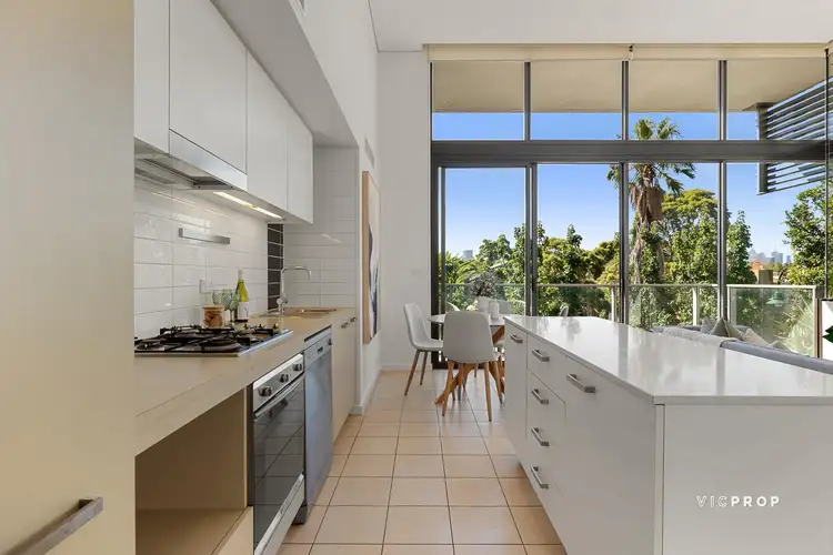 Fifth view of Homely apartment listing, 5/151 Beach Street, Port Melbourne VIC 3207