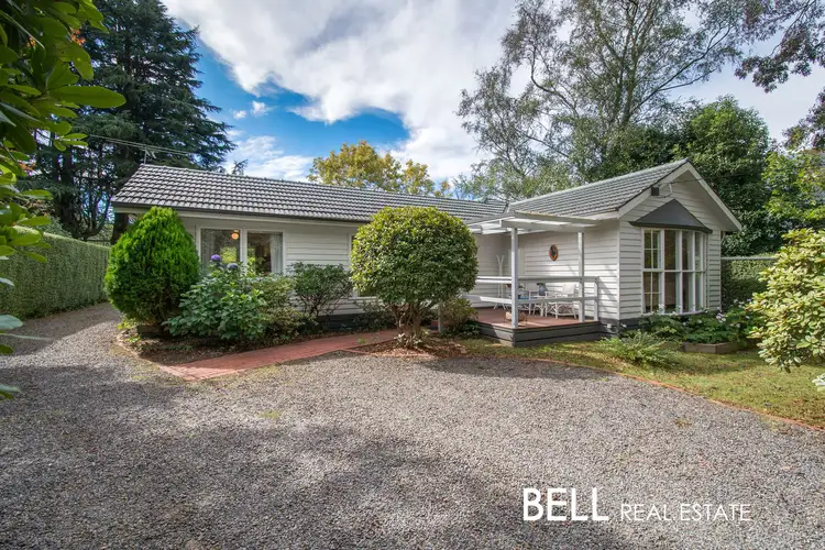 8 Birds Road, Ferny Creek VIC 3786