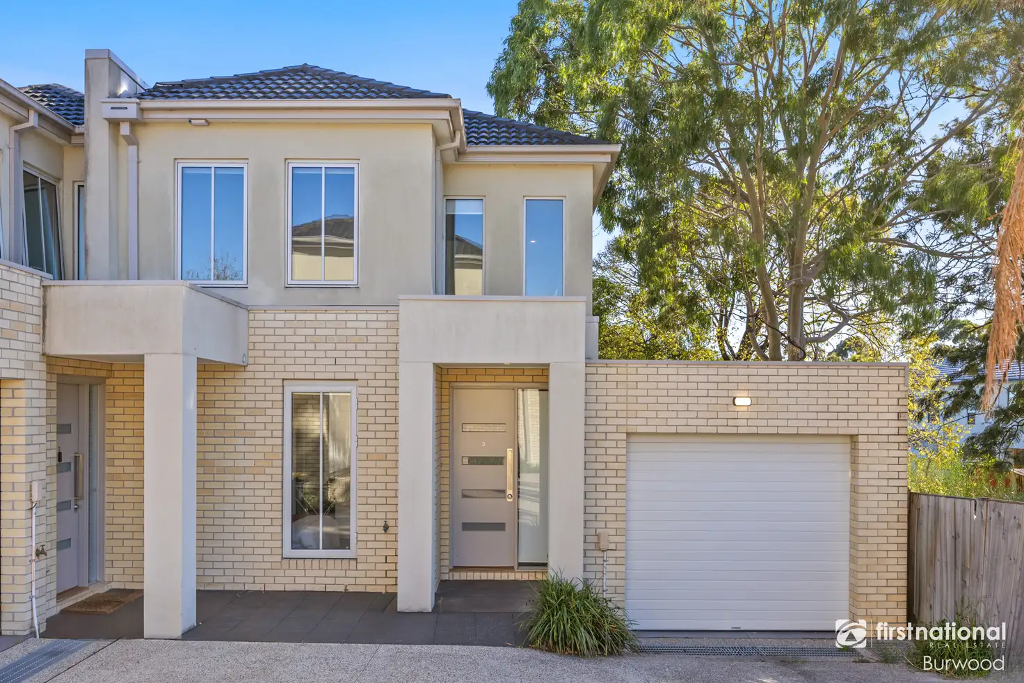 Main view of Homely townhouse listing, 3/19 Farleigh Avenue, Burwood VIC 3125