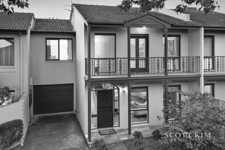 2/12 Parkside Street, Elsternwick VIC 3185