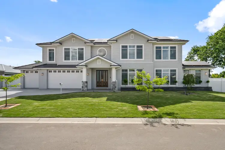 14 Montvue Court, Gisborne VIC 3437