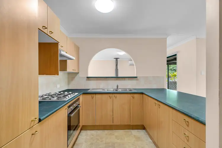 4 Cornuta Close, Bellbowrie QLD 4070