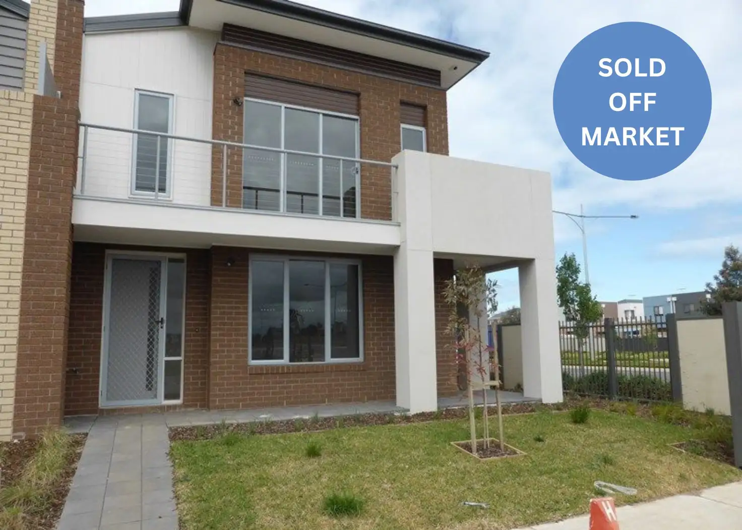 Main view of Homely townhouse listing, 2 Middleton Drive, Point Cook VIC 3030