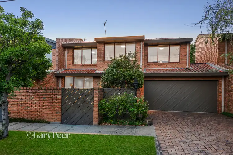 Main view of Homely townhouse listing, 2/16 Wanda Road, Caulfield North VIC 3161