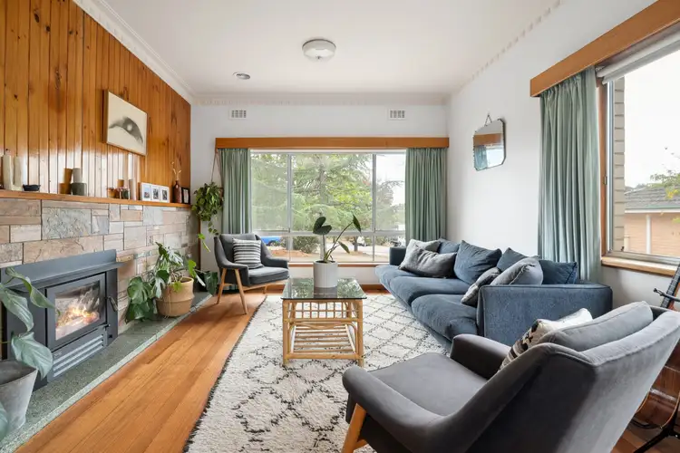 36 Lawrence Street, Castlemaine VIC 3450