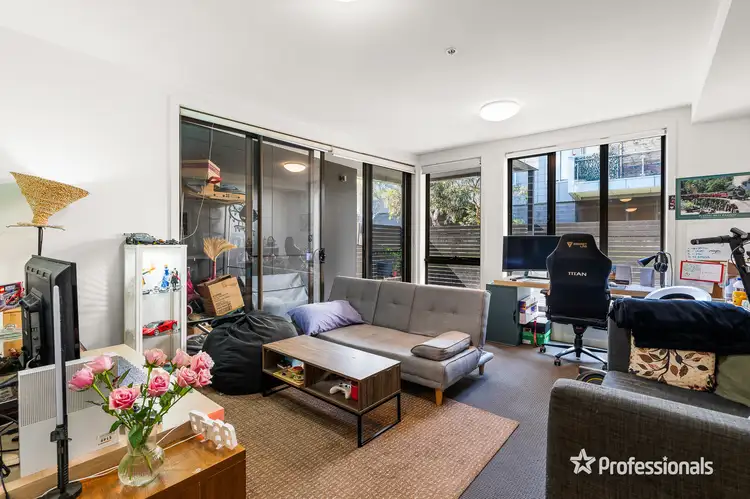 9/4 Yarra Bing Crescent, Burwood VIC 3125