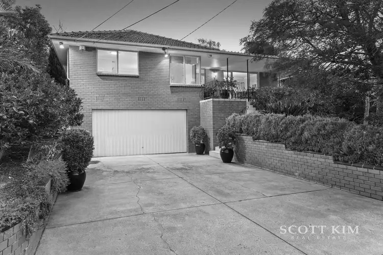 2 Oak Hill Road