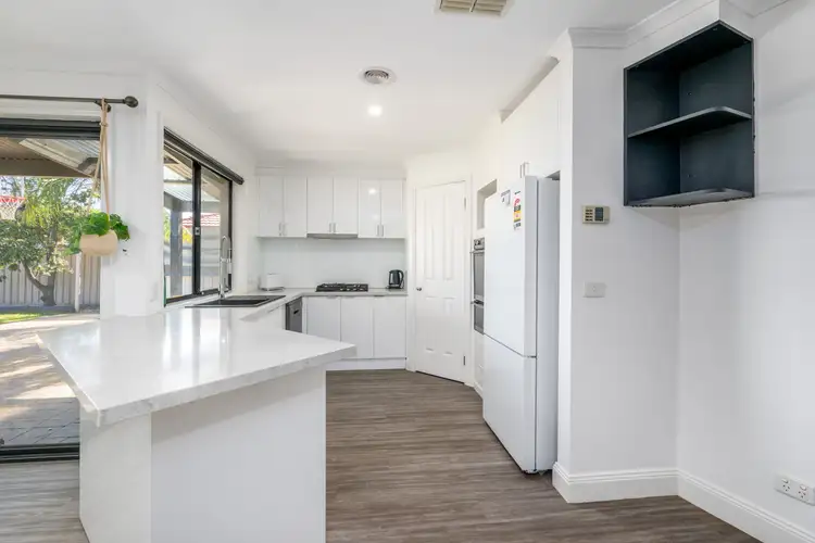 Fifth view of Homely house listing, 10 Drysdale Court, Shepparton VIC 3630