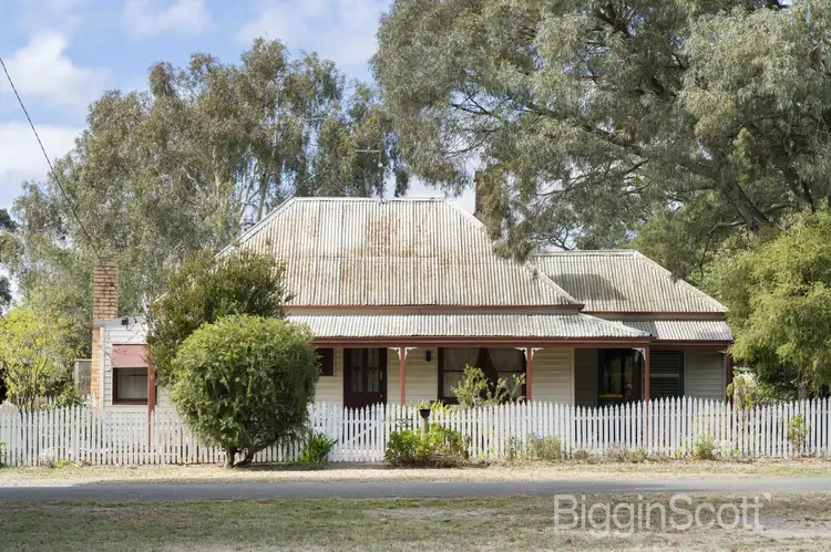 380 Kingston Road