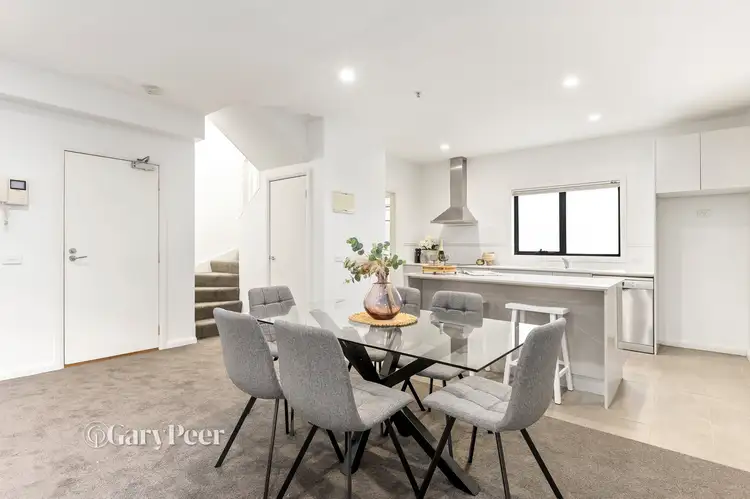 Fifth view of Homely unit listing, 10/321 Orrong Road, St Kilda East VIC 3183