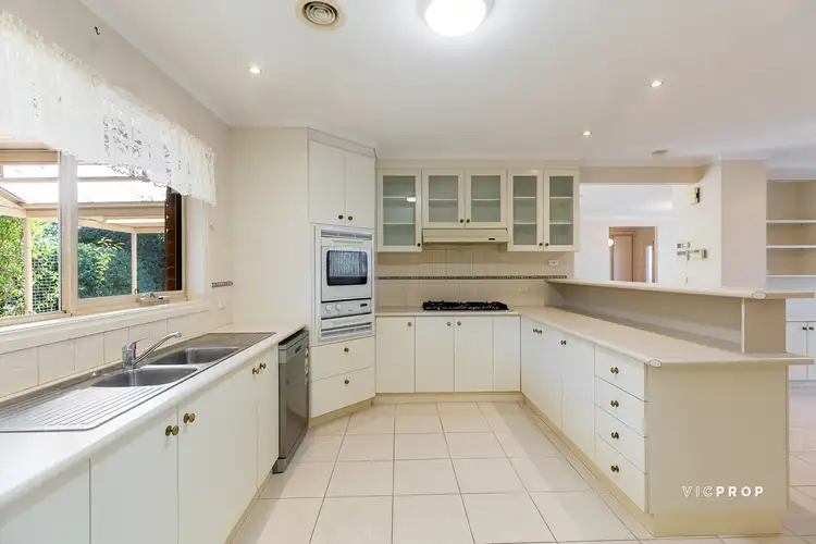 Fifth view of Homely house listing, 2 Larose Place, Werribee VIC 3030