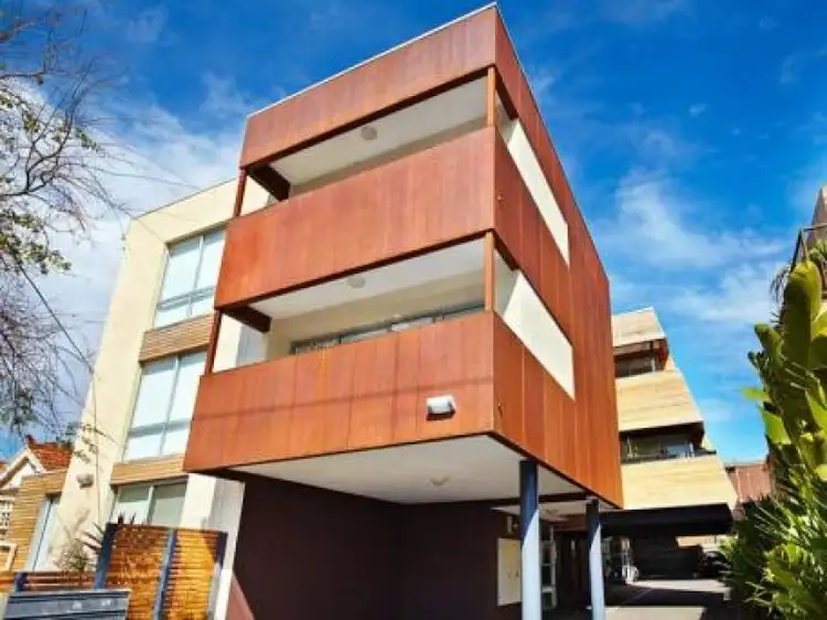 3/50 Ormond Road, Elwood VIC 3184