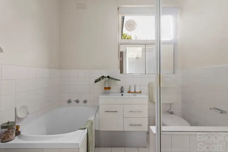 Sixth view of Homely apartment listing, 4/22 Allison Road, Elsternwick VIC 3185