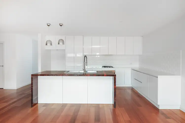 5/3 Washington Street, Essendon VIC 3040