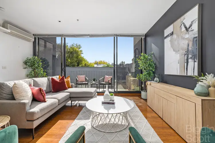 63 Acland Street
