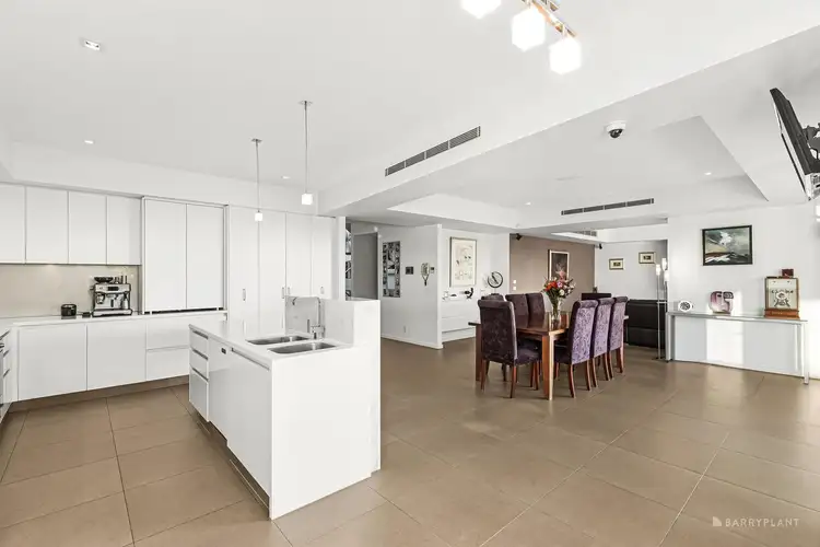 Fourth view of Homely house listing, 2 Ruffey Lake Court, Doncaster VIC 3108