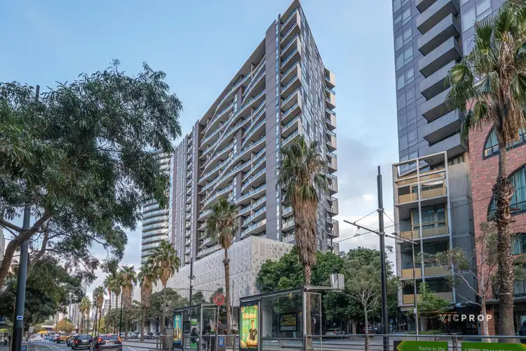 8 Marmion Place