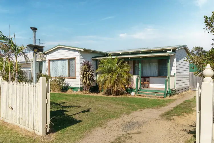 26 Coveside Avenue, Safety Beach VIC 3936