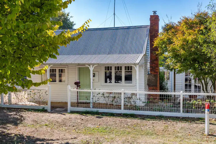 28 Dundas Street, Lancefield VIC 3435