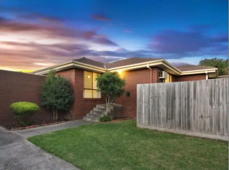 8/13 Seascape Street, Clayton VIC 3168