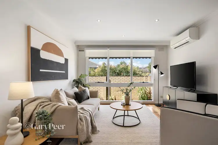 Second view of Homely unit listing, 2/17 Mackay Avenue, Glen Huntly VIC 3163