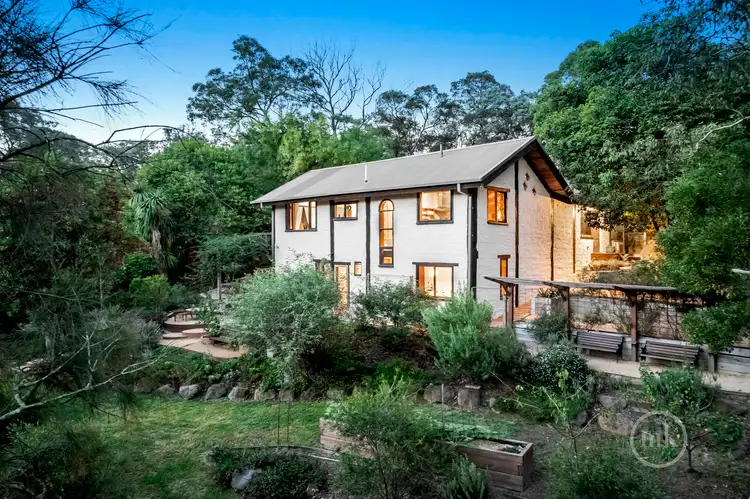 97 Kangaroo Ground Warrandyte Road, North Warrandyte VIC 3113