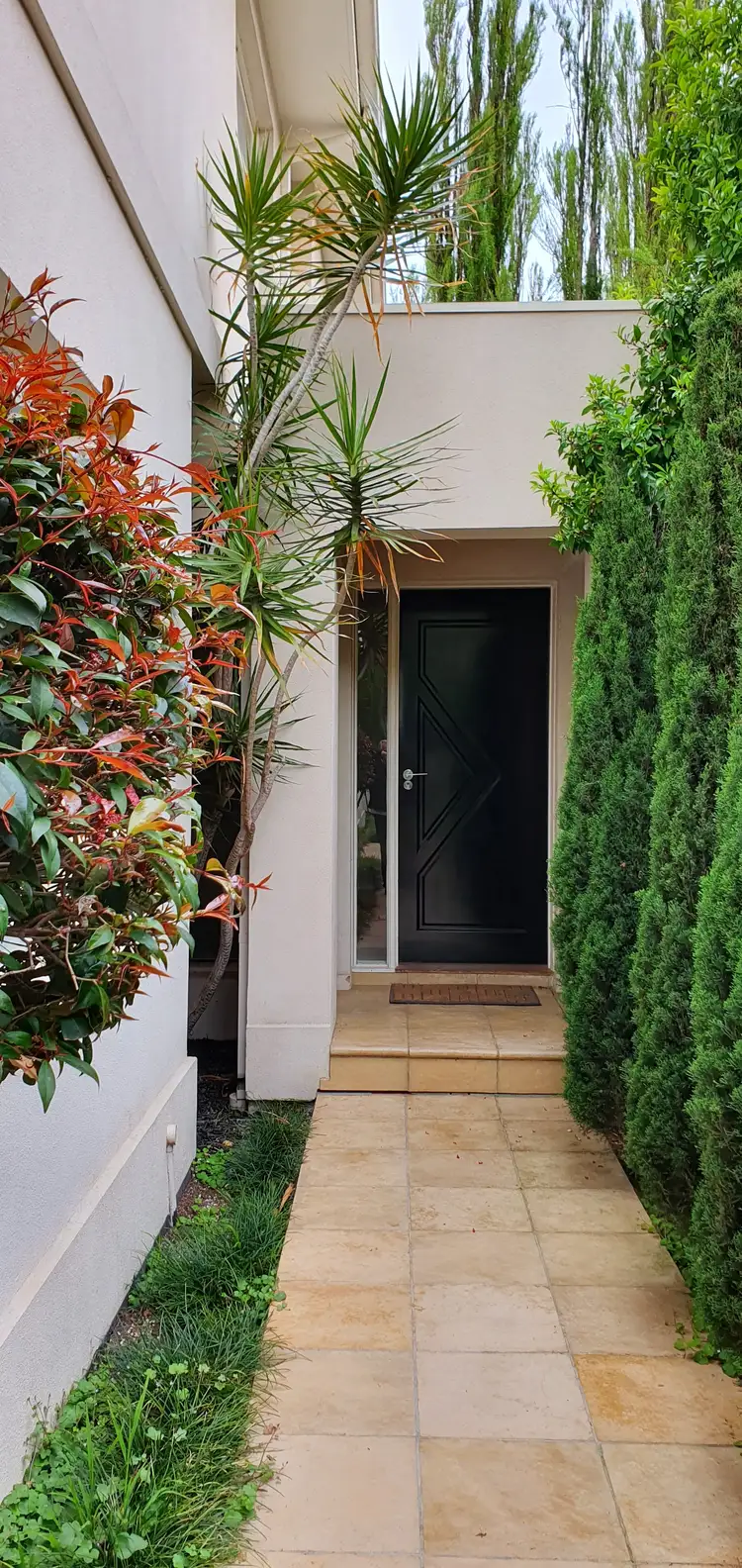 24B Broadway, Elwood VIC 3184
