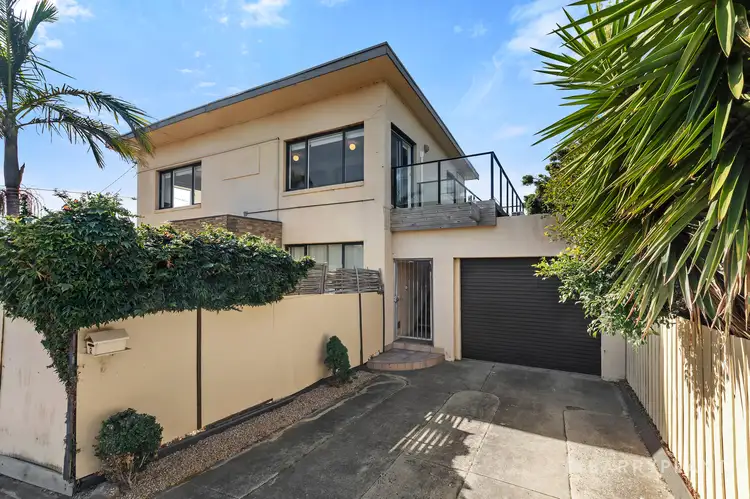 Main view of Homely unit listing, 2/42 Station Street, Aspendale VIC 3195