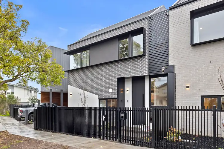 2/2d Erindale Street, Murrumbeena VIC 3163