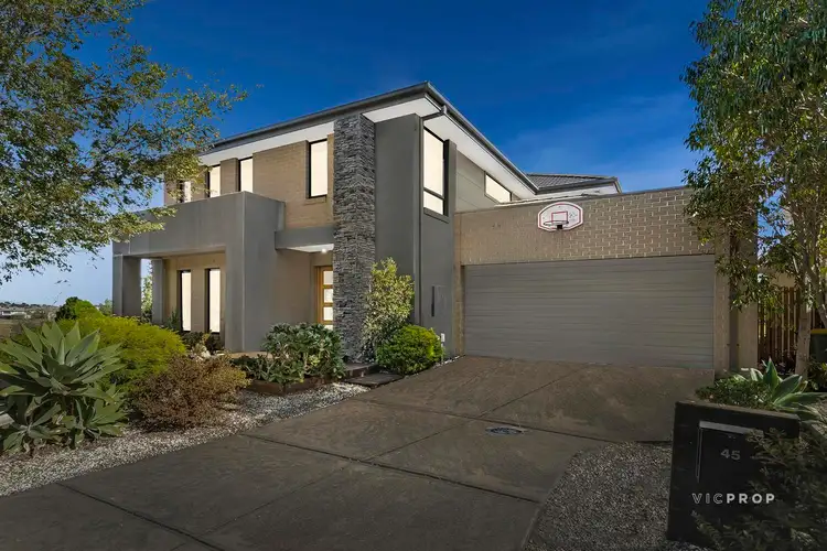 45 Vaucluse Boulevard, Sanctuary Lakes VIC 3030
