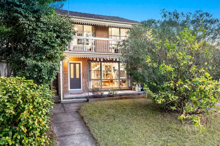 Main view of Homely unit listing, 3/94-100 Nepean Street, Watsonia VIC 3087