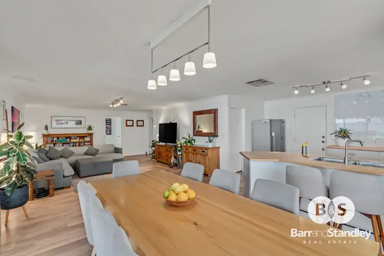 Fifth view of Homely house listing, 8 Gascoyne Circle, Millbridge WA 6232