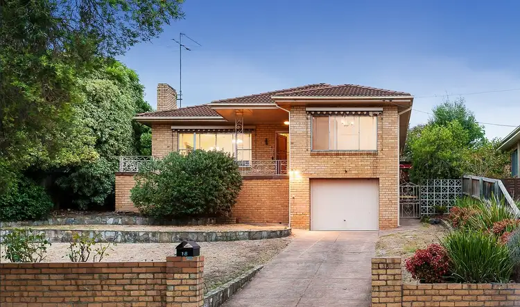18 Borlase Street, Yallambie VIC 3085