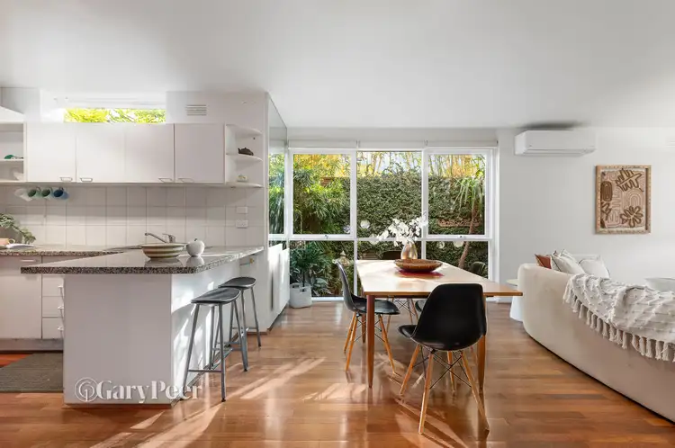 Third view of Homely apartment listing, 5/46 Orrong Crescent, Caulfield North VIC 3161