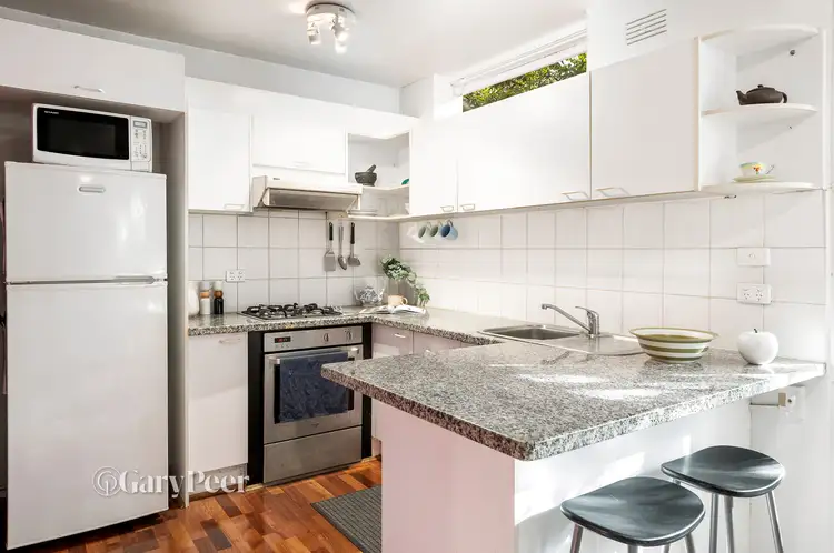 Fifth view of Homely apartment listing, 5/46 Orrong Crescent, Caulfield North VIC 3161