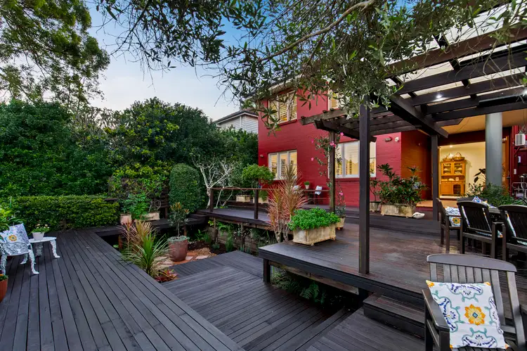 410 Swann Road, St Lucia QLD 4067