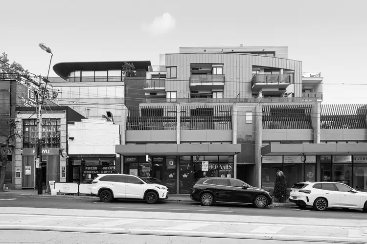 57 Toorak Road