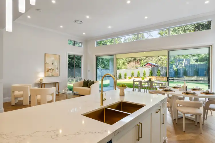 19 Hodgson Road