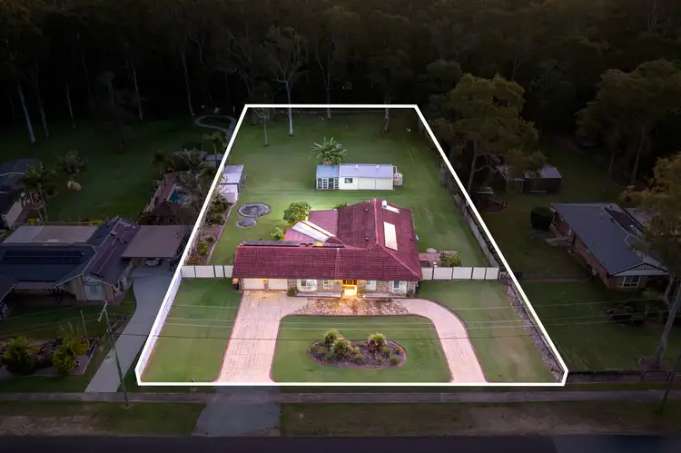 108-110 Thylungra Road, Park Ridge South QLD 4125