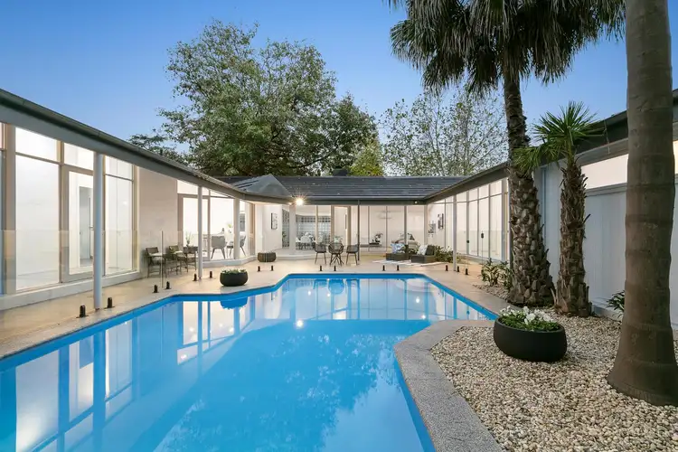 9 Milner Close
