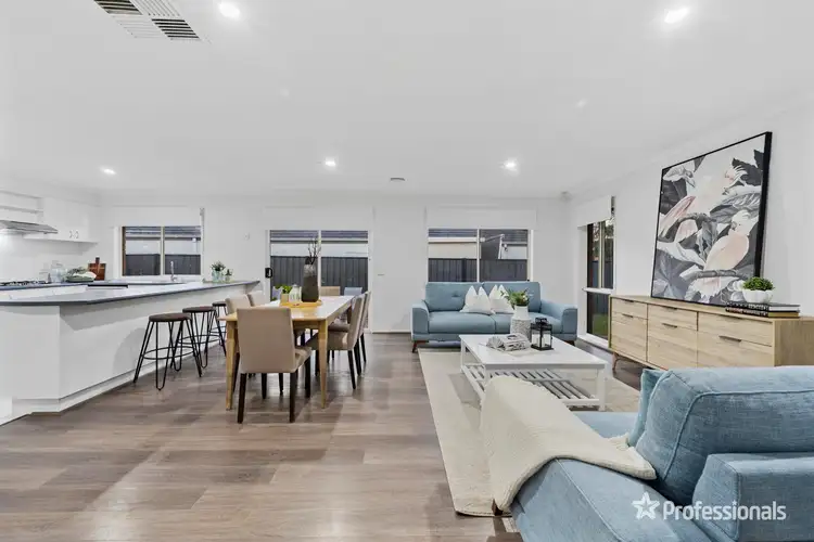 12 Dunstan Road