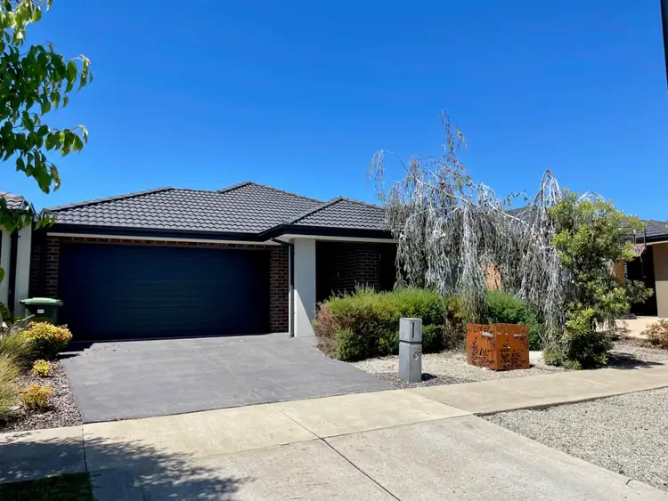32 Middleton Road, Armstrong Creek VIC 3217