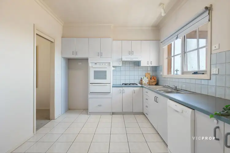 Sixth view of Homely house listing, 2/31 Sutton Street, Balwyn North VIC 3104